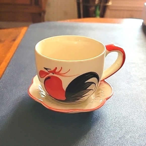 Small Rooster Teacup and Saucer - Picture 1 of 6